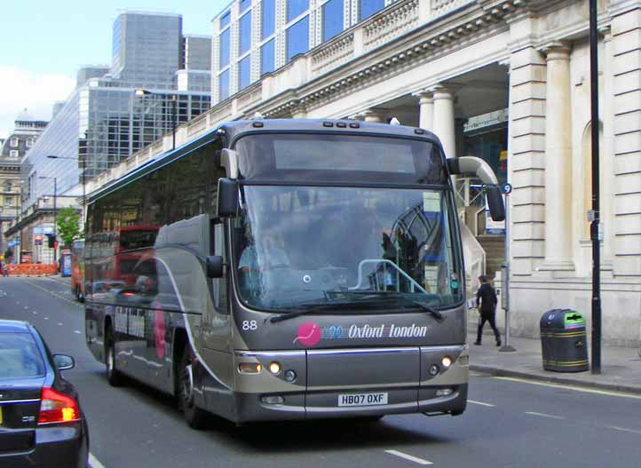 Oxford X90 Volvo B12B Plaxton Panther 88